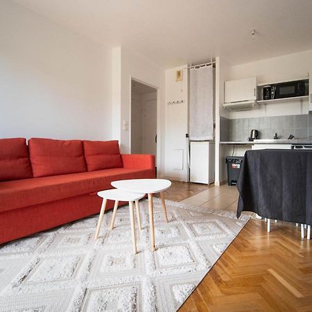 Appartement 10 Mins Disneyland - Jardin Et Parking Montévrain Buitenkant foto
