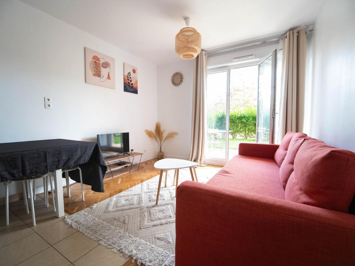 Appartement 10 Mins Disneyland - Jardin Et Parking Montévrain Buitenkant foto